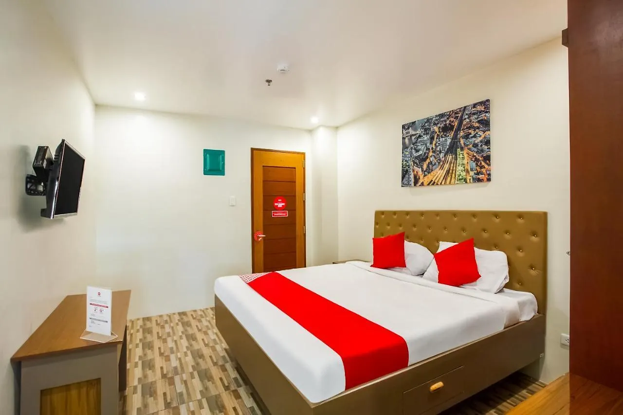 Oyo 421 Deck 360 Dormitel Hotel Davao